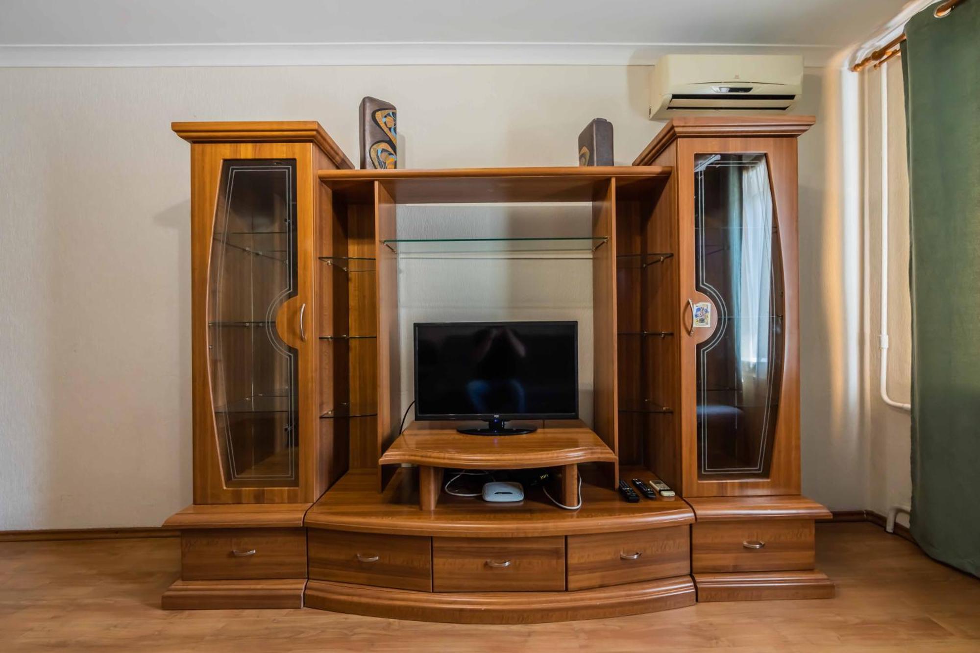 2-кімнатні в центрі, м. палац спорту Apartment *
